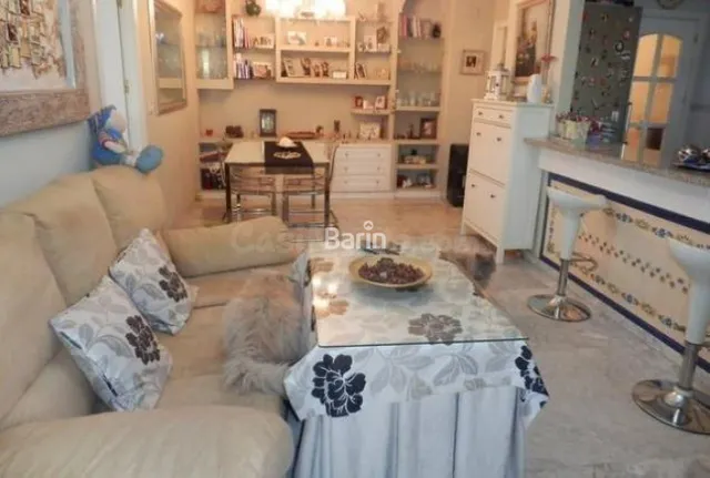 Preciosa vivienda de 2 Dormitorios en el Tablero!!! - foto 2