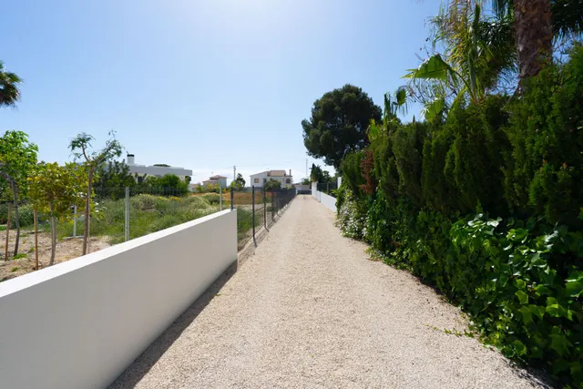 Villa 3 habitaciones 202m² en venta - La Fustera — 38
