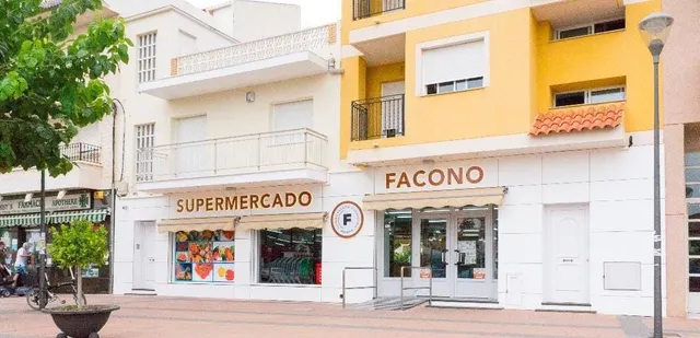 Local comercial 8 habitaciones 1180m² en venta - Los Narejos