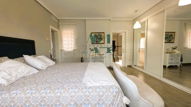 Espléndido Adosado en Macondo - Los Castellanos, Cáceres — 30