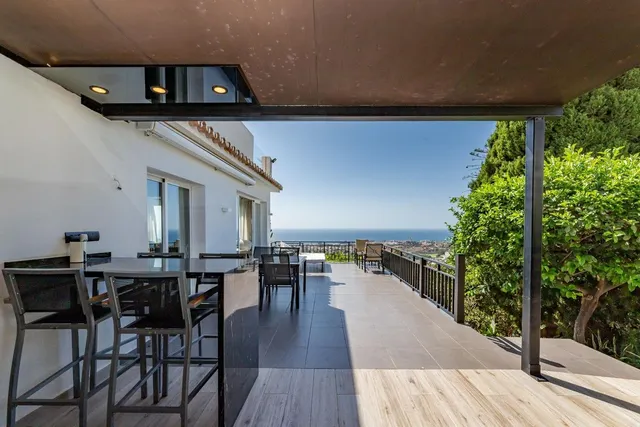 Casa independiente con vistas al mar — 18