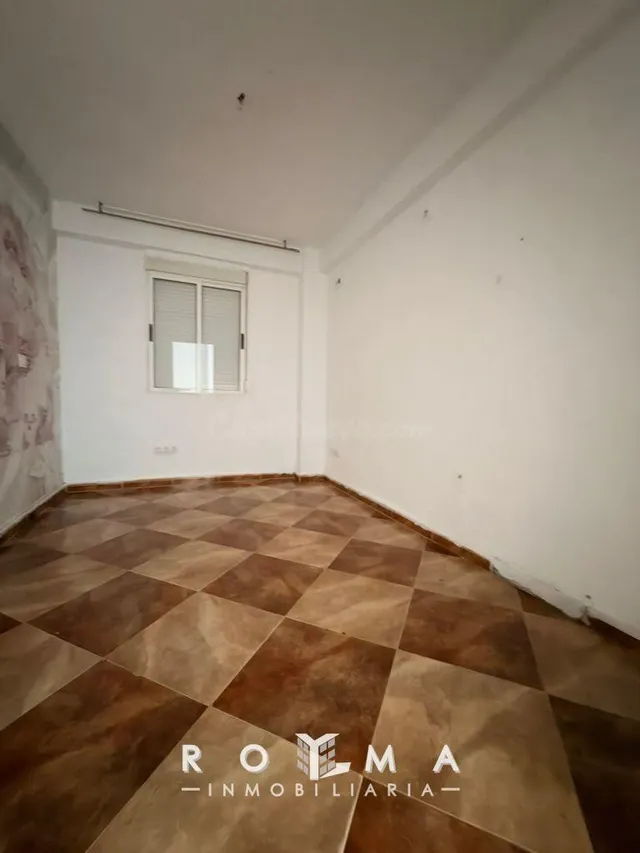 AMPLIO PISO EN CIUDAD ALJARAFE - foto 5