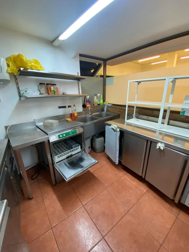 Centro comercial muy céntrico en venta en Tossa de Mar — 13