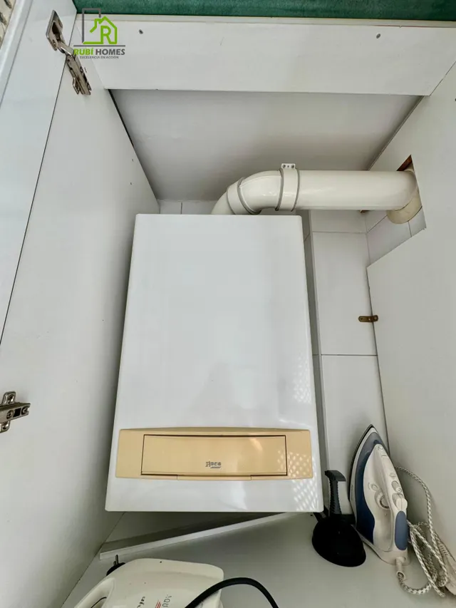 Habitación disponible para chicas estudiantes (zona renfe - pajaritos) — 22