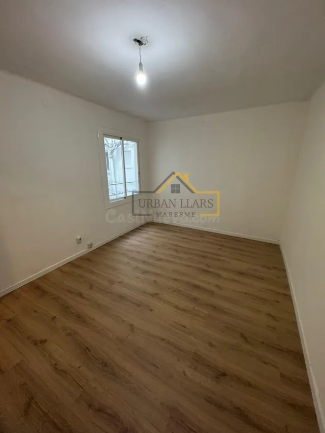 Piso de 4 habitaciones en Peramas. - foto 5
