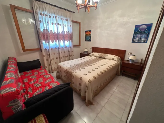 Fantástico dúplex de dos habitaciones con jardín, patio y excelente ubicación en Los Alcázares — 28