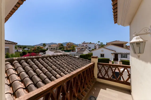 Chalet 4 habitaciones 147m² en venta - South of spain — 28