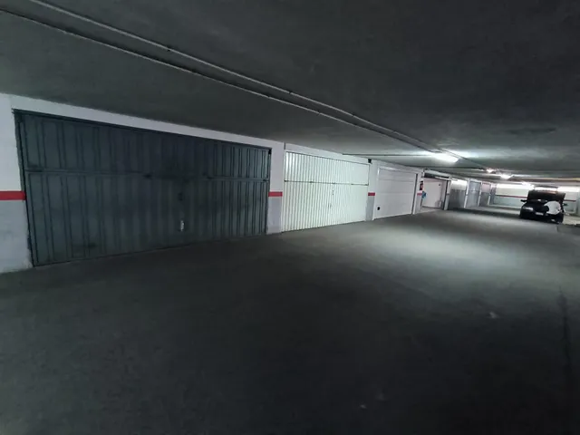 Amplio garaje doble cabinado en primera línea de la Playa de Poniente, Benidorm - www.inmobiliarialesdunes.com — 7
