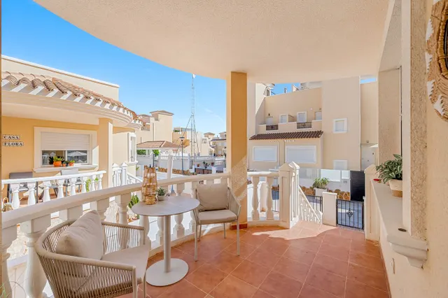 Casa 3 habitaciones en venta - Pueblo — 23