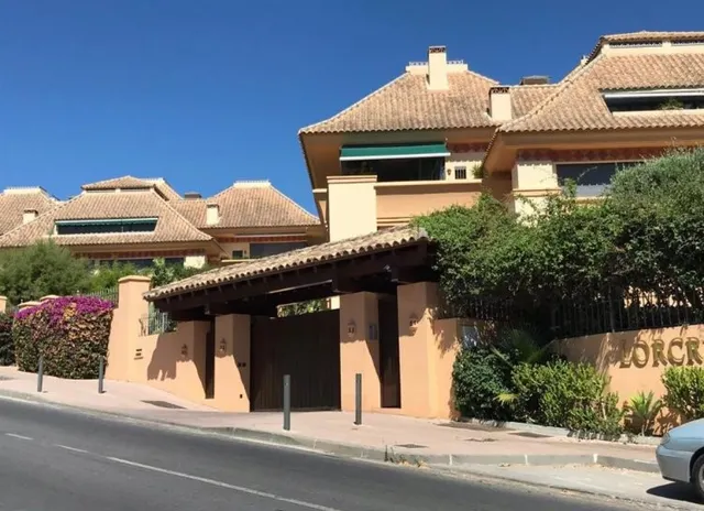 Magnifico Apartamento en Golf los Naranjos Nueva Andalucia Marbella — 4