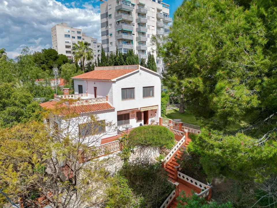 Villa 4 habitaciones 382m² en venta - Centro