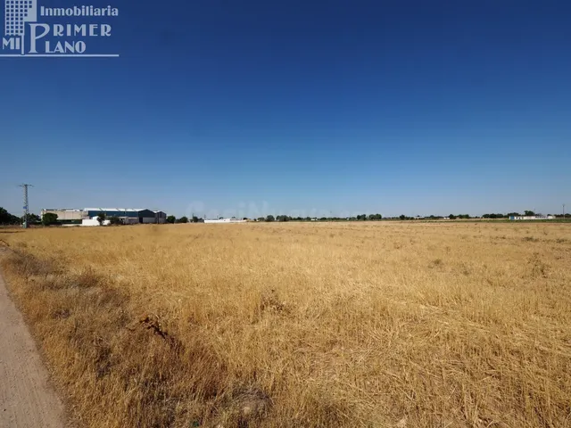 Oportunidad de Inversión: Solar Urbano en Tomelloso a €27/m2 - foto 3