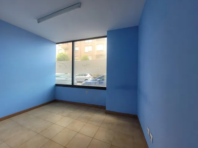 LOCAL COMERCIAL EN ASTILLERO DE 92 METROS — 5