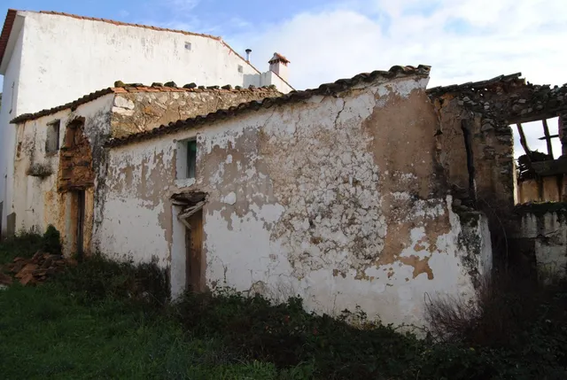 CASA EN LA MONTAÑA, PARA REFORMAR CON HUERTO - foto 2