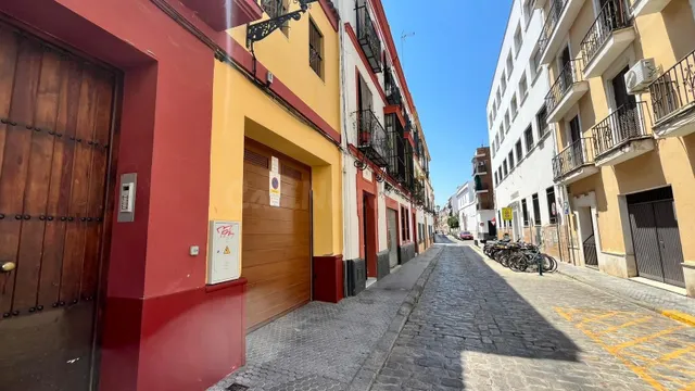 VIVIENDA A LA VENTA EN PLENO CENTRO DE SEVILLA - foto 3