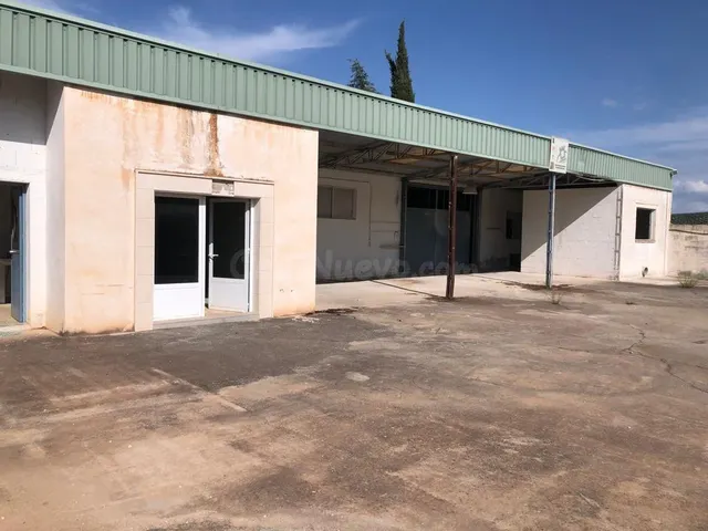 NAVE INDUSTRIAL A LA VENTA EN TOCON - ILLORA (GRANADA) - foto 3