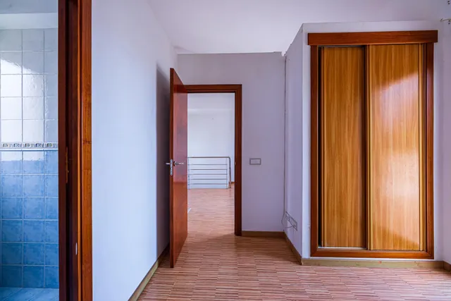 ATICO PARA REFORMAR CON GRAN TERRAZA A 200M DEL MAR — 18