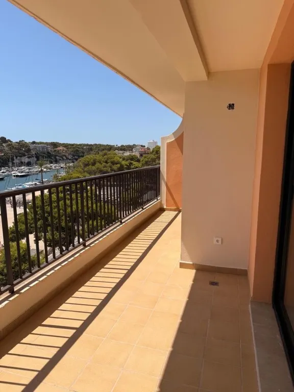 PISO EN PRIMERA LINEA DE MAR — 7