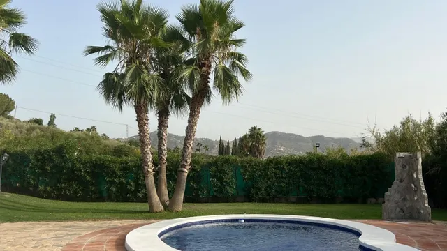 CASA DE CAMPO EXCLUSIVA CON PISCINA PRIVADA, 2.500 M2 DE TER - foto 2
