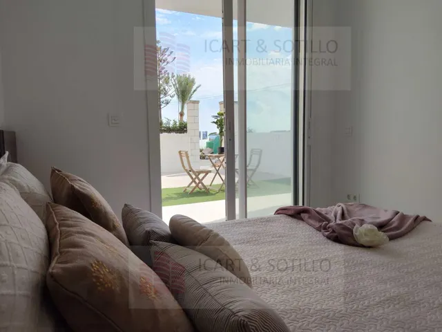 "Costa Domus" tu hogar frente al Mediterráneo, el mar en primera línea. — 31