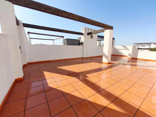 BONITO APARTAMENTO EN CONDADO DE ALHAMA — 20