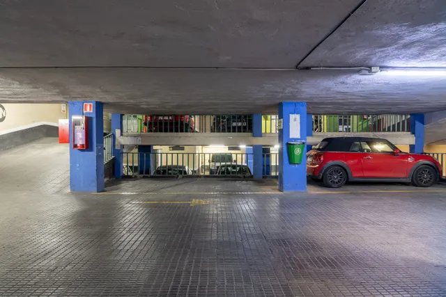 Parking 9m² en alquiler - Casc Antic — 20