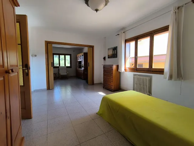 Casa independiente con parcela, 5 dormitorios y garaje en Alquerías (Murcia) — 23