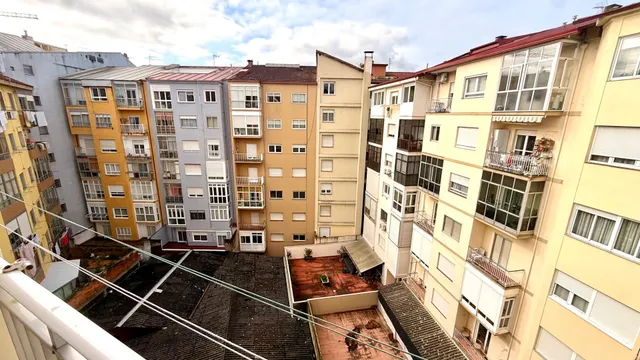 Piso Amplio y Luminoso en el Corazón de la Ciudad 3 habitaciones grandes balcones y garaje para coche pequeño — 38