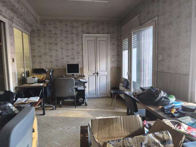 Casa zona La Parada con muchas posibilidades — 8