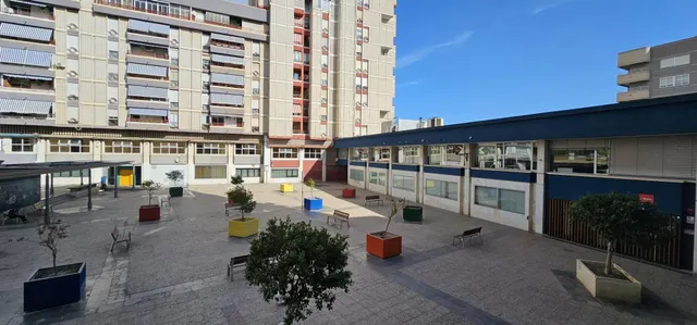 ¡Oportunidad única! Estupendo local en entreplanta en pleno centro de Elche — 2