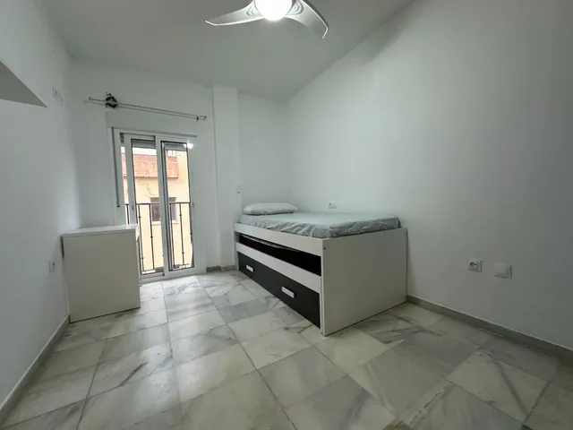 Fuengirola Centro - Apartamento Reformado 2 Dormitorios Sin Ascensor — 9
