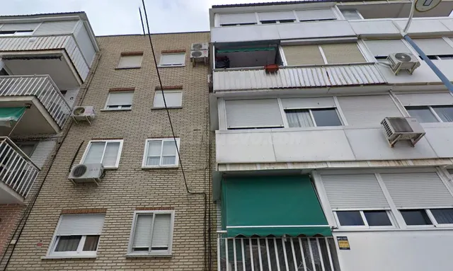 Venta piso en Parla (Madrid) — 2