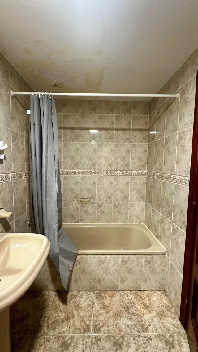 PISO DE DOS DORMITORIOS EN EL CENTRO DE CANGAS DE ONIS — 19
