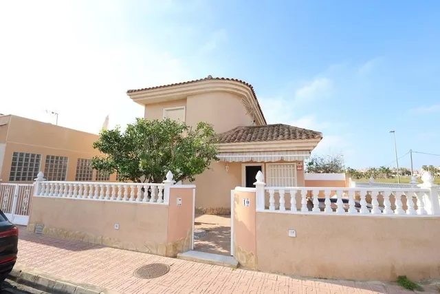 Villa 3 habitaciones 101m² en venta - Los Balcones - Los Alt - foto 2
