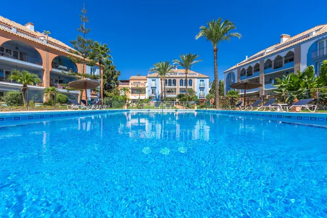 Apartamento 2 habitaciones 128m² en venta - Estepona Golf - foto 2