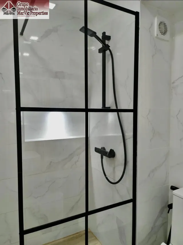 Acogedor Apartamento Reformado en Benidorm con Piscina y Vistas al Sureste — 20