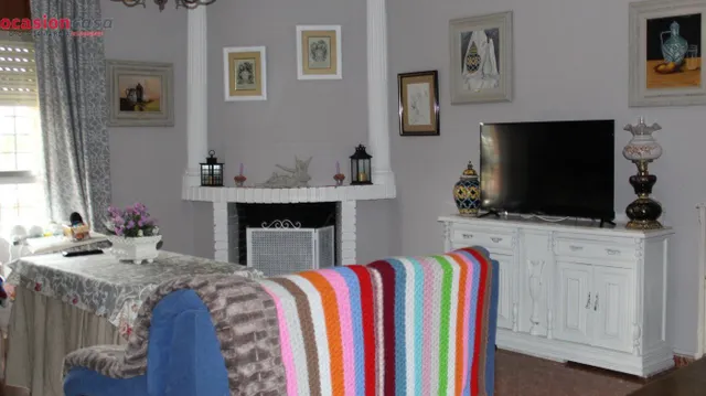 CHALET EN LA COLINA — 8