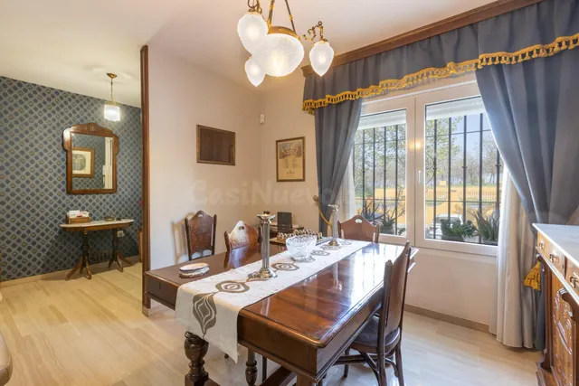 CASA ADOSADA DE 5 DORMITORIOS EN MARACENA — 2