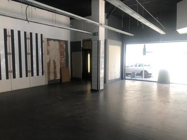 LOCAL COMERCIAL DE 180m2 AL CENTRE DE TORTOSA — 5
