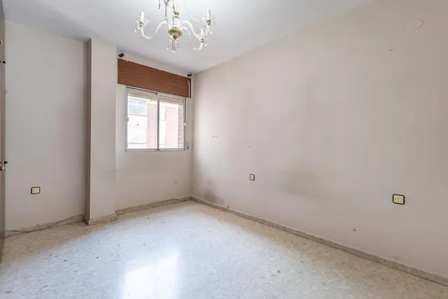 Espacio, luz y comodidad en una vivienda con grandes posibilidades en zona Alcampo — 18