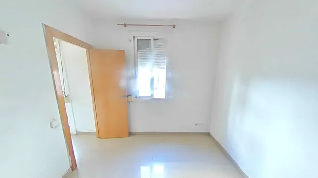 Piso en venta en Calle dels Magatzems — 16