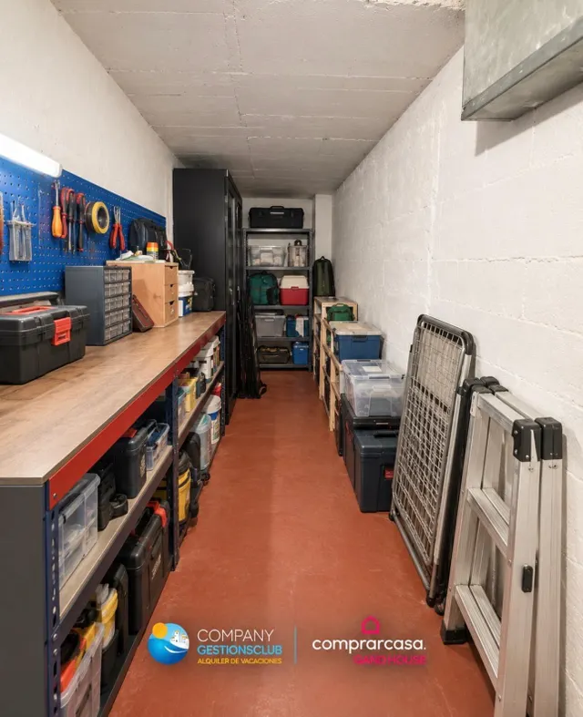 Piso con gran patio privado, terraza, parking y trastero en Tossa de Mar — 33
