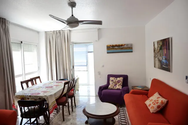 Amplio Piso con Terraza y Vistas al Mar — 10
