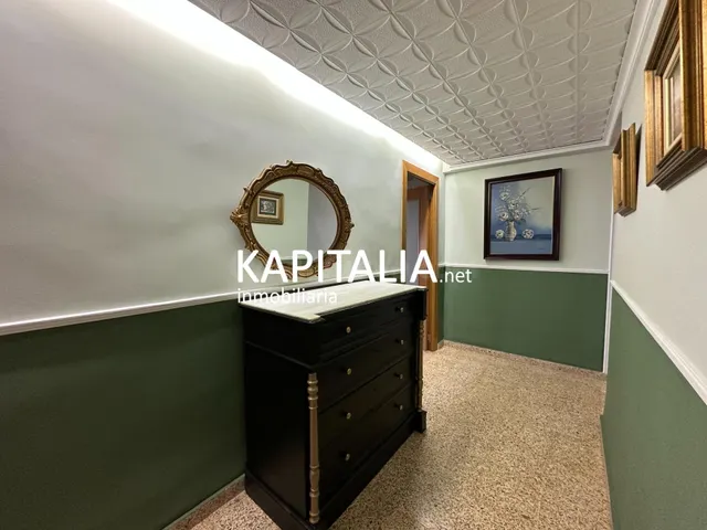 Piso en VENTA en Xàtiva con garaje, ascensor y balcón en la 