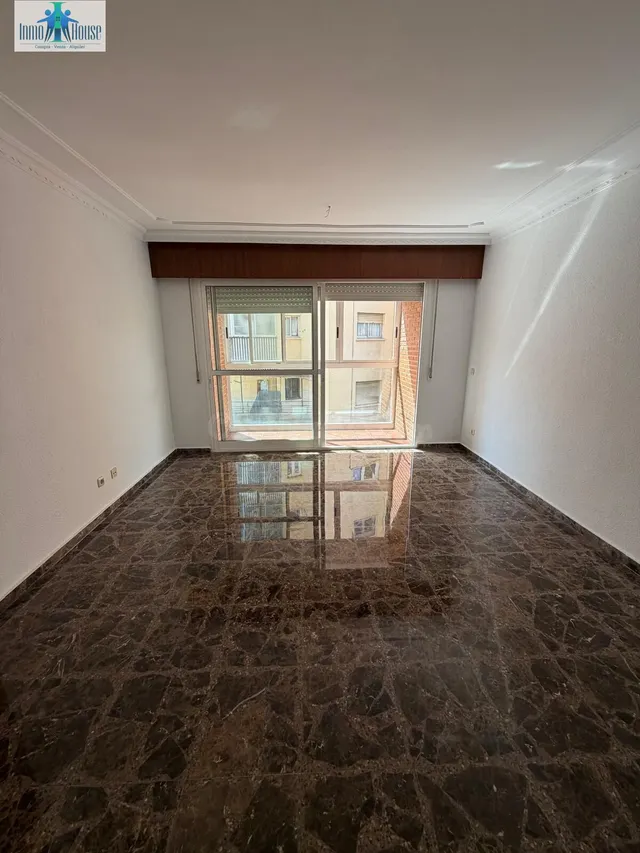 PISO EN VENTA ZONA INDUSTRIA - foto 2