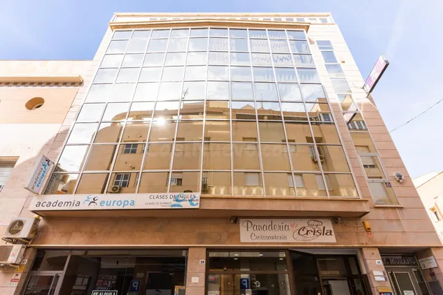 Oficina en venta en el centro de El Ejido.