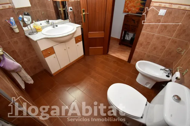 GRAN CASA CON TERRAZA TOTALMENTE REFORMADA — 38