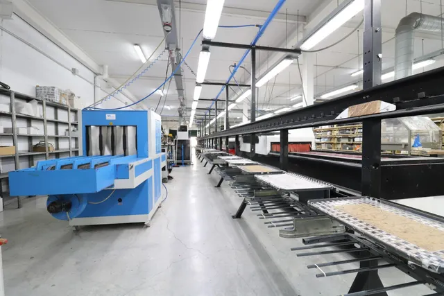 Se vende magnífica nave industrial en Aspe, ubicada en el Po - foto 2