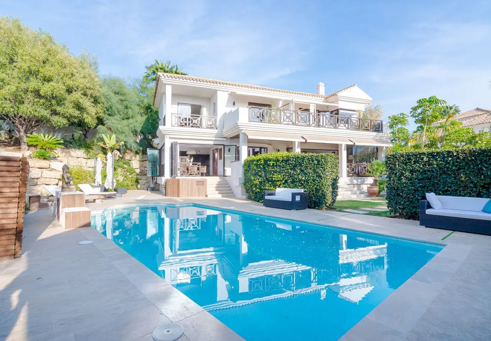 Chalet 5 habitaciones 356m² en venta - Marbella