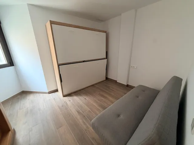 ¡Abre la puerta a tu nuevo hogar! Amplia terraza, garaje y totalmente amueblado — 20